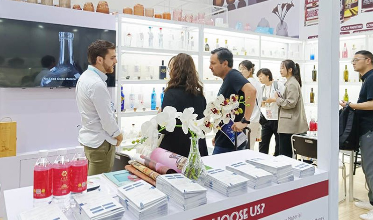 Čína (Shanghai) Mezinárodní výstava prostorových vůní a aromaterapeutických produktů